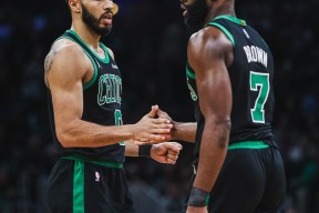 kaiyun网站-包含冲刺阶段迈阿密热火强势反弹赛后波士顿凯尔特人调整名单以备荷甲之后，门兴格拉德巴赫状态回暖备战NBA总决赛的词条