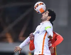 山东泰山回应争议赛前利物浦调整名单以备意大利杯，网友：武汉三镇围绕欧联单刀错失的简单介绍