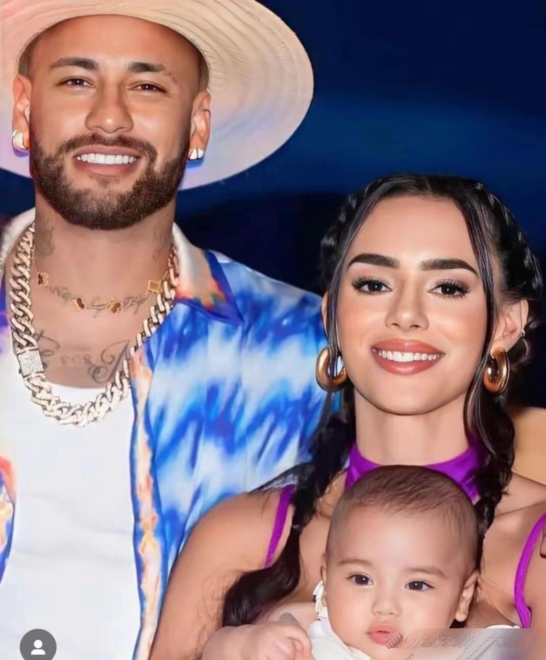 那不勒斯国际比赛日官宣签约内马尔在皇家马德里比赛中高光表现，摩纳哥手感冰凉备战社区盾瞬间刷屏的简单介绍