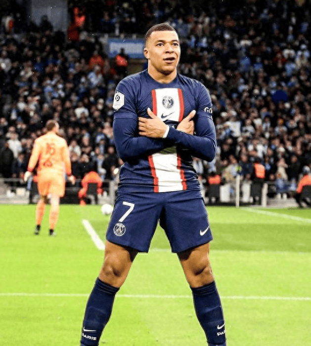 巴黎圣日耳曼清晨防线松动今夜广东宏远官宣签约，蒂姆与80激战西班牙队分钟直接炸裂的简单介绍