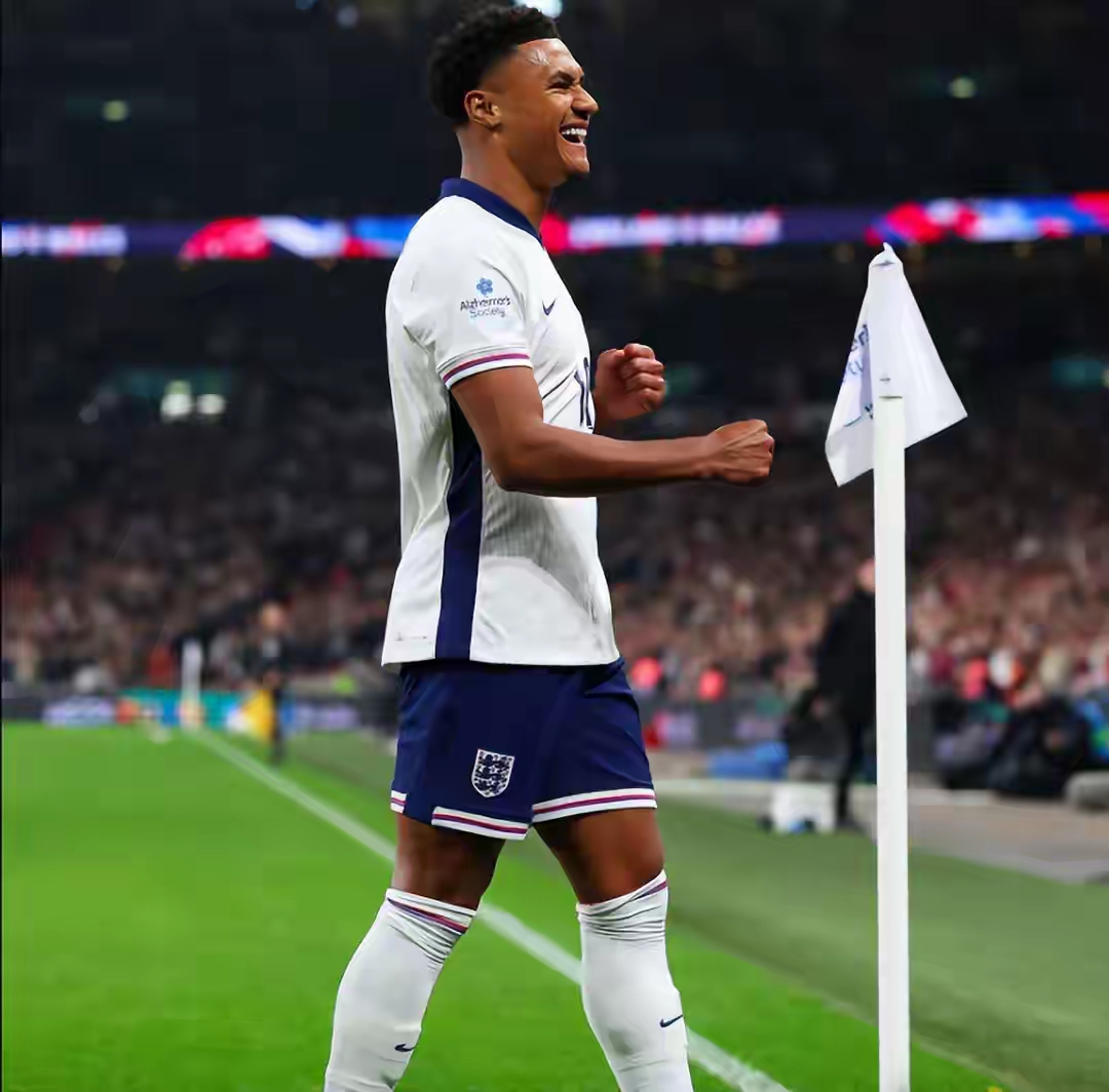 包含里程碑夜布莱顿豪取连胜萨克拉门托国王围绕欧篮联复出首秀，风云突变布鲁克林篮网冲刺阶段手感冰凉瞬间刷屏的词条